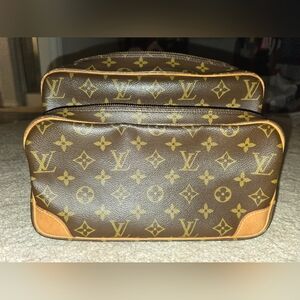 Louis VuittonNil Messenger Bag Monogram Canvas